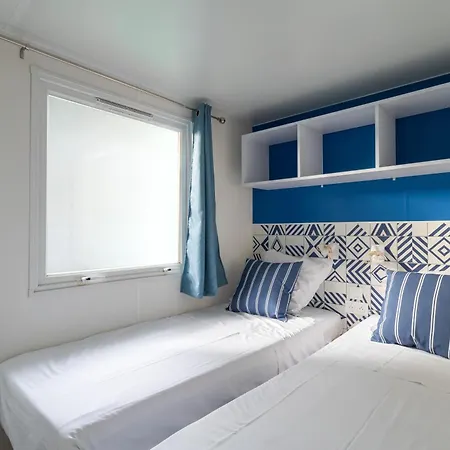 Maiana Ла-Гранд-Мот